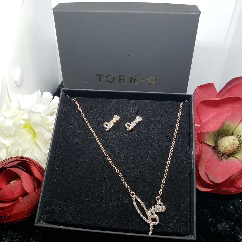 Torrid Necklace and Earrings Set